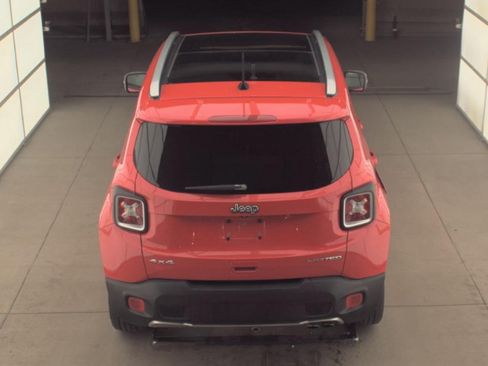 Used 2018 Jeep Renegade Limited AWD/4WD image 5