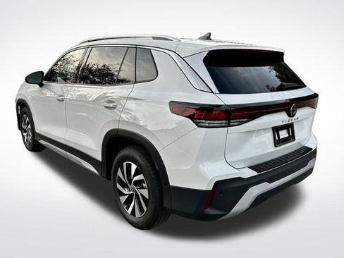 New 2026 Volkswagen Tiguan S FWD image 7