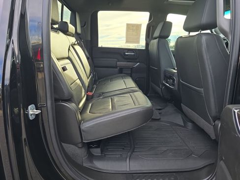 Certified 2022 GMC Sierra 3500 Denali image 33