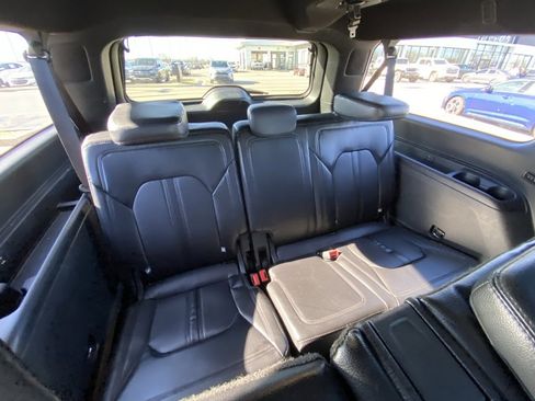 Used 2021 Ford Expedition Max Limited image 31
