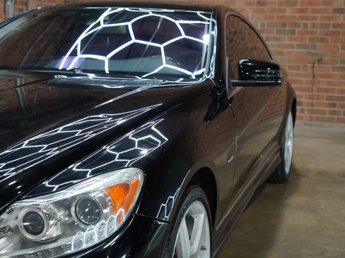 Used 2011 Mercedes-Benz CL 550 4MATIC w/ Sport Pkg Plus One image 21