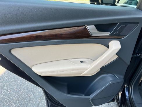Used 2019 Audi Q5 2.0T Premium Plus AWD/4WD image 12
