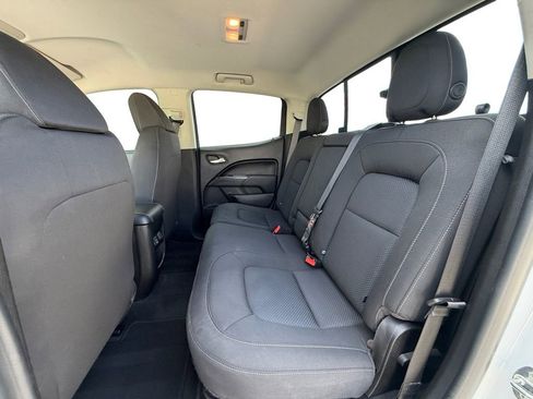 Used 2021 Chevrolet Colorado LT w/ LT Convenience Package AWD/4WD image 19