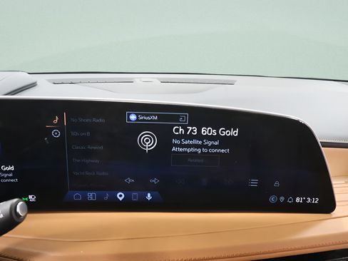 Used 2024 Cadillac XT4 Sport AWD/4WD image 12