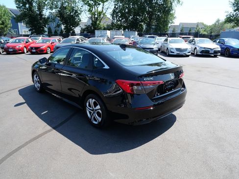 Used 2022 Honda Civic LX image 5