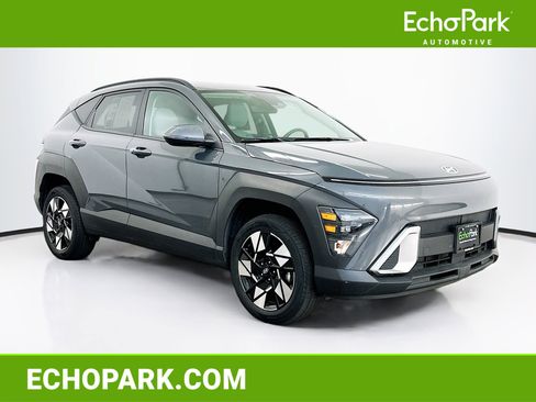 Used 2025 Hyundai Kona SEL image 1