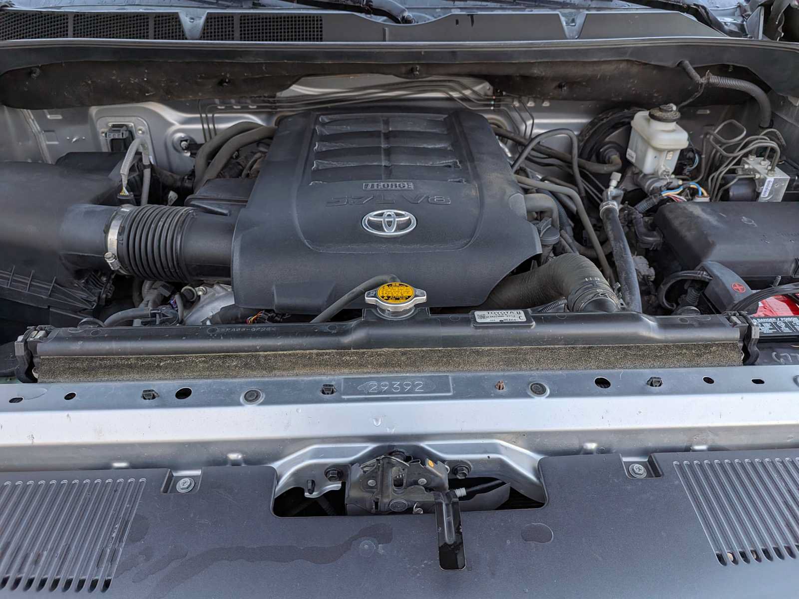 Used 2015 Toyota Tundra SR5 AWD/4WD image 14
