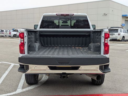 Used 2024 Chevrolet Silverado 2500 LT w/ Safety Package image 23
