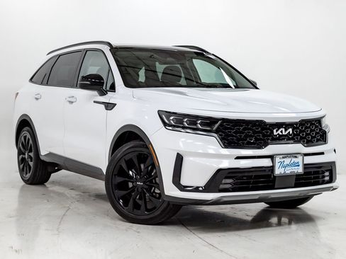Certified 2023 Kia Sorento SX FWD image 7