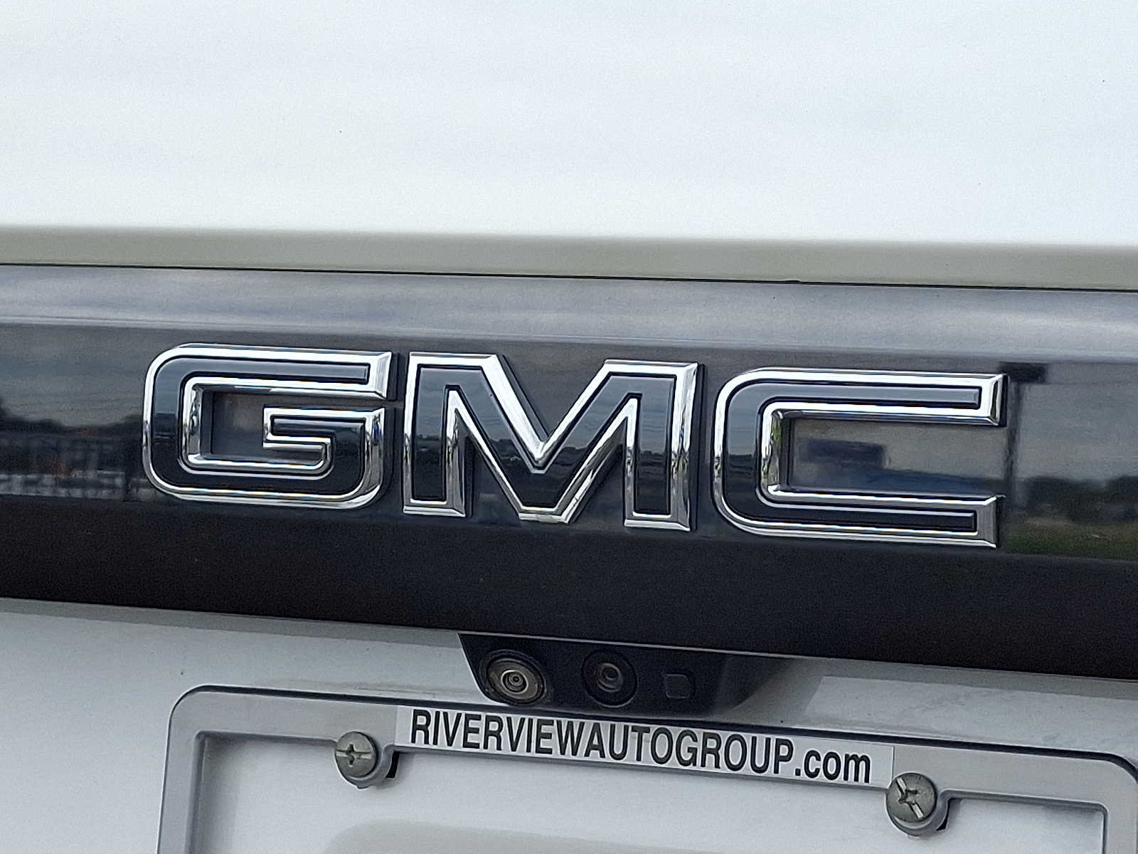 Used 2024 GMC Yukon Denali Ultimate AWD/4WD image 32