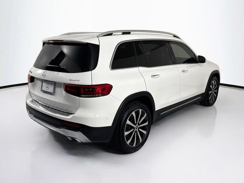 Used 2022 Mercedes-Benz GLB 250 4MATIC image 5
