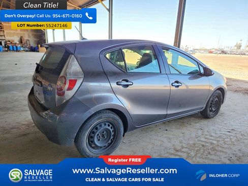 Used 2014 Toyota Prius C Two FWD image 4