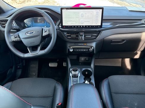 Certified 2023 Ford Escape ST-Line Select w/ Tech Pack #2 image 11