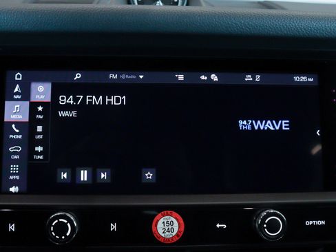 Certified 2025 Porsche Macan image 18