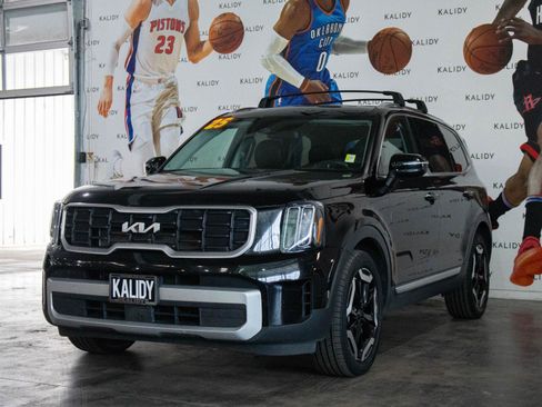 Used 2025 Kia Telluride S AWD/4WD image 21