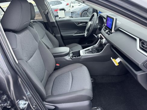 New 2025 Toyota RAV4 XLE image 8