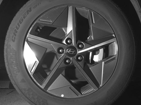 Used 2025 Hyundai Tucson SEL image 13