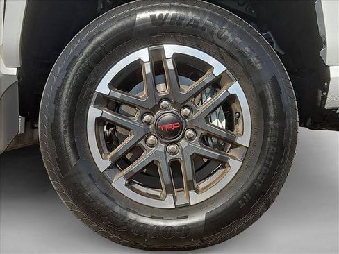 Certified 2025 Toyota Tacoma TRD Sport AWD/4WD image 29