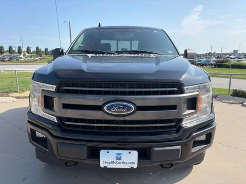 Used 2018 Ford F150 XLT w/ Equipment Group 302A Luxury AWD/4WD image 3