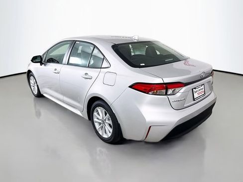 New 2026 Toyota Corolla LE FWD image 5