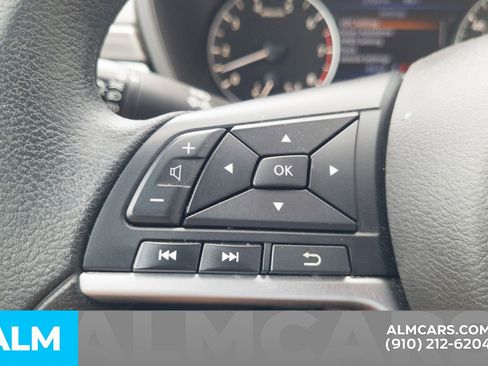Used 2025 Nissan Altima 2.5 SV FWD image 30