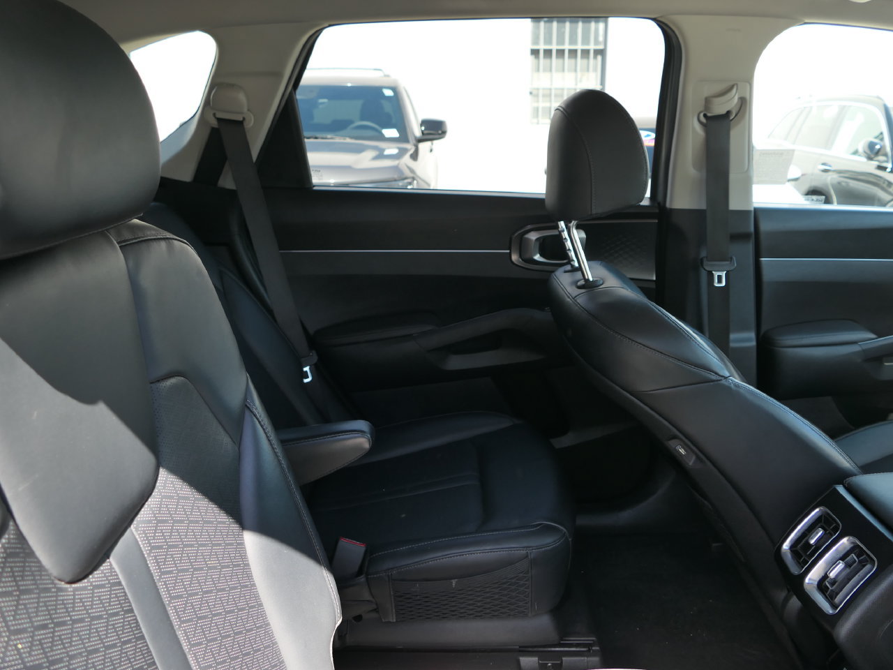 Used 2023 Kia Sorento EX w/ Panoramic Sunroof Package AWD/4WD image 26