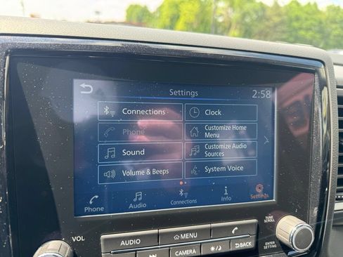 Used 2023 Nissan Frontier SV w/ SV Convenience Package RWD image 24