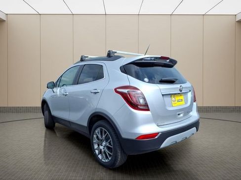 Used 2019 Buick Encore Sport Touring AWD/4WD image 9
