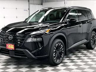 New 2026 Nissan Rogue Dark Armor FWD video 2