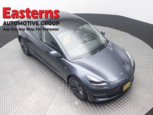 Used 2022 Tesla Model 3 Long Range AWD/4WD image 3