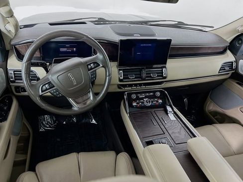 Used 2022 Lincoln Navigator L Reserve image 23