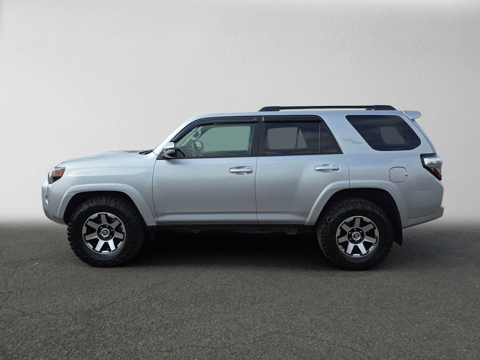 Certified 2021 Toyota 4Runner TRD Off-Road Premium w/ Moonroof Package AWD/4WD image 6