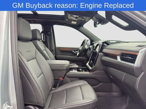 Used 2025 GMC Yukon Denali w/ Denali Reserve Package AWD/4WD image 17