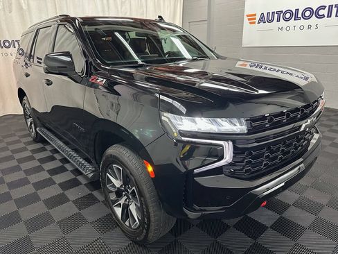 Used 2022 Chevrolet Tahoe Z71 w/ Luxury Package AWD/4WD image 3