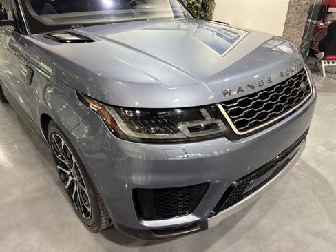 Used 2018 Land Rover Range Rover Sport SE AWD/4WD image 29