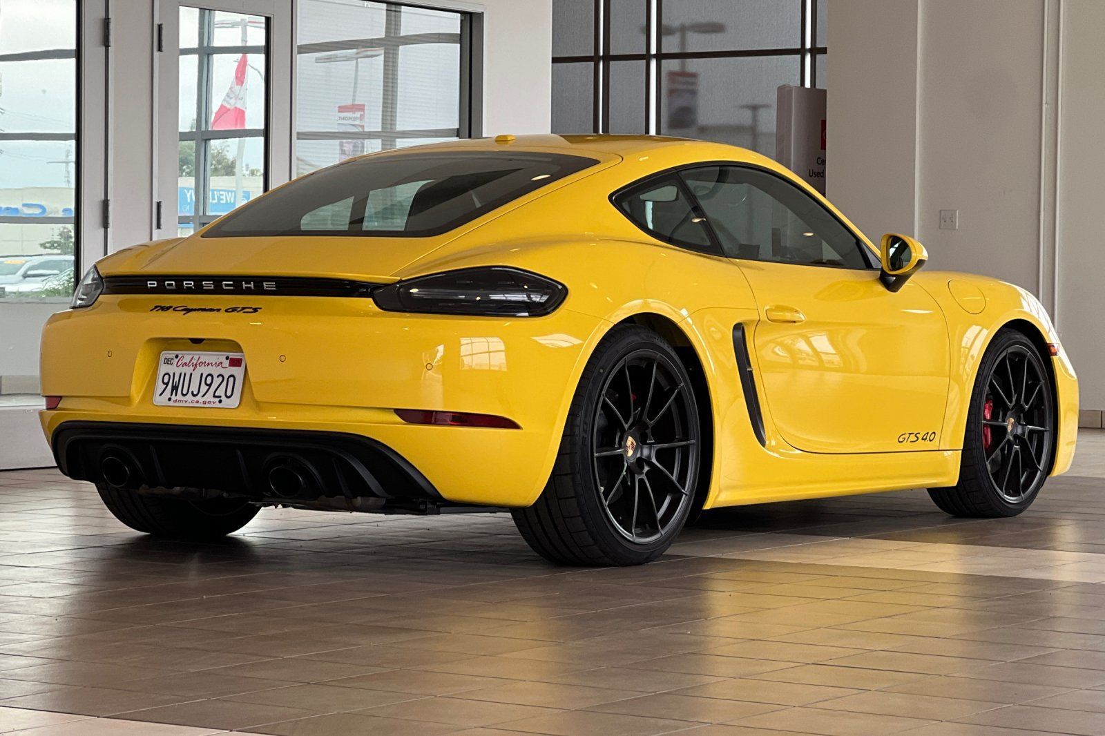 Used 2025 Porsche 718 Cayman GTS RWD image 4