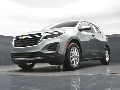Used 2023 Chevrolet Equinox LT FWD image 24