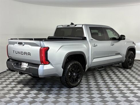 Used 2025 Toyota Tundra Limited image 7