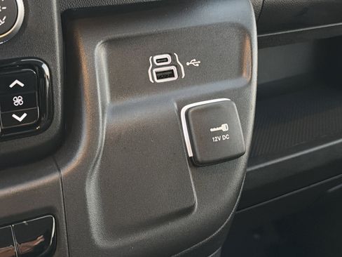 Used 2025 RAM ProMaster 3500 image 31