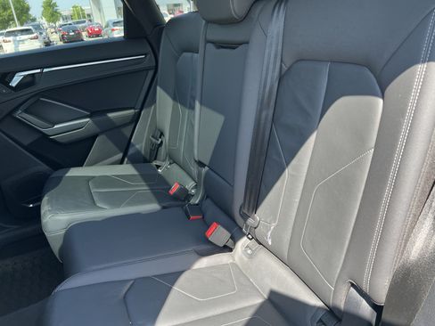 Used 2019 Audi Q3 2.0T Premium Plus w/ Premium Plus Package AWD/4WD image 34