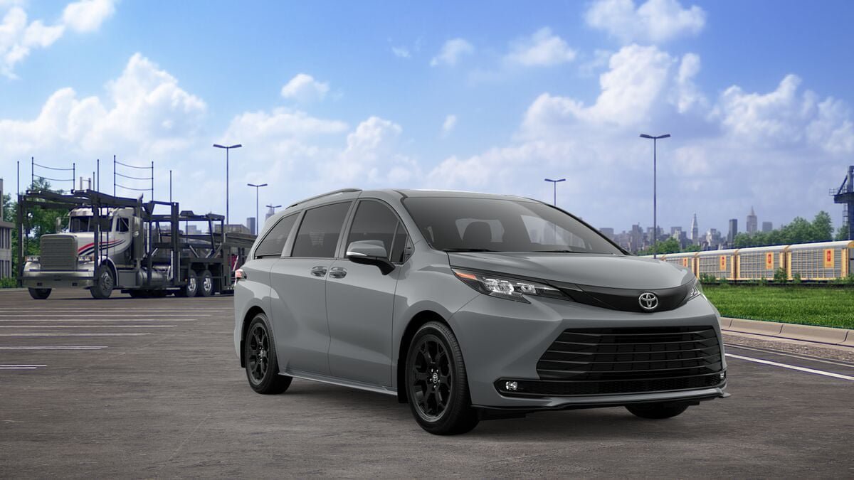 New 2026 Toyota Sienna XLE Woodland Edition AWD/4WD image 15