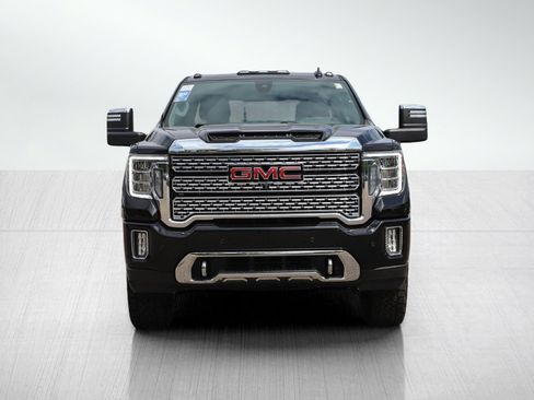 Used 2023 GMC Sierra 2500 Denali w/ Denali Black Diamond Edition AWD/4WD image 8