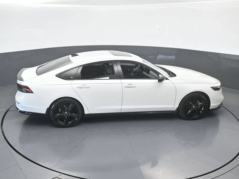 Used 2025 Honda Accord Sport image 52