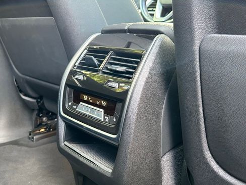 Used 2024 BMW X5 xDrive40i image 44