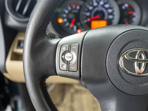 Used 2010 Toyota RAV4 Limited AWD/4WD image 16