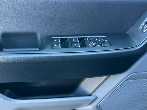 New 2026 Ford F250 XL w/ XL Chrome Package image 11