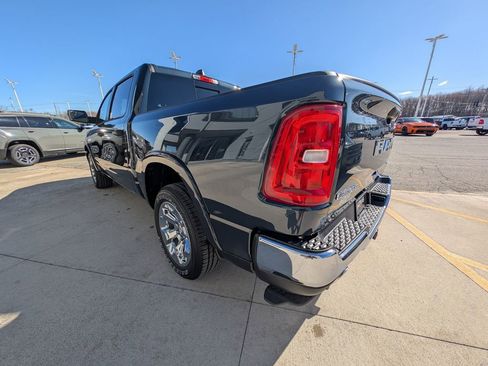 New 2026 RAM 1500 Big Horn AWD/4WD image 7