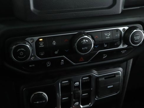 Used 2021 Jeep Wrangler Unlimited Sport AWD/4WD image 13