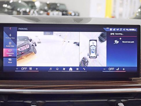 Used 2026 BMW X5 M60i AWD/4WD image 19