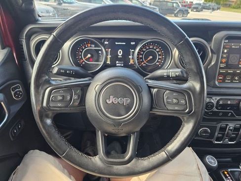 Used 2021 Jeep Gladiator Sport AWD/4WD image 23